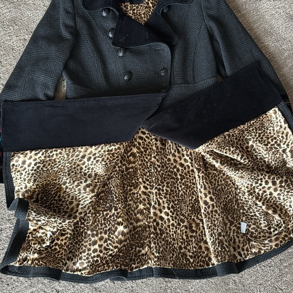 Tasha Polizzi Embroidered Gray Double-Breasted Coat - Picture 6 of 10